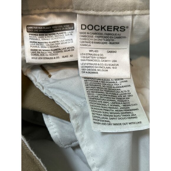 2/$30 Dockers Golf Shorts Mens khaki Tennis Preppy Relaxed Fit Frisbee size 41 - Picture 8 of 10